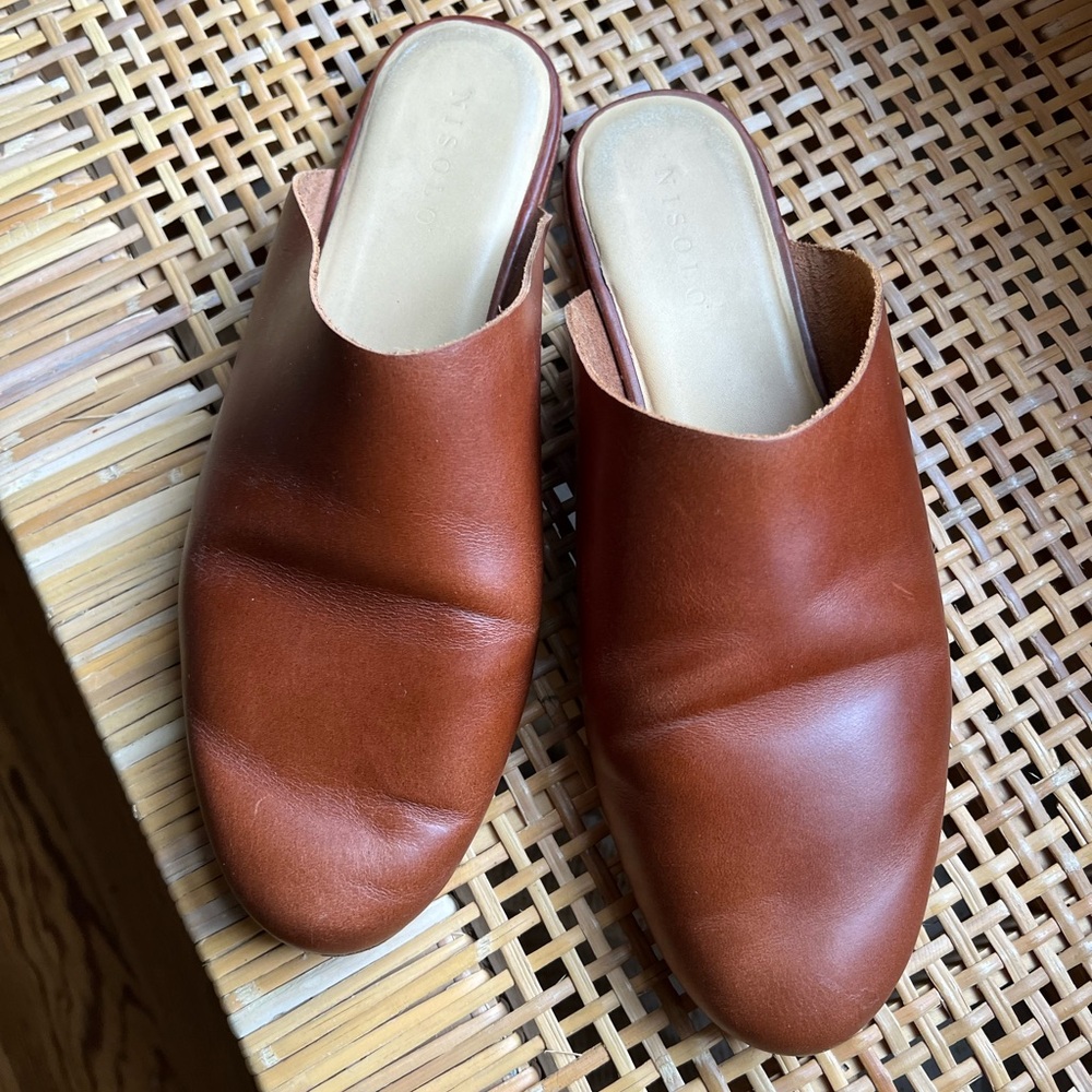Nisolo Lima Mules